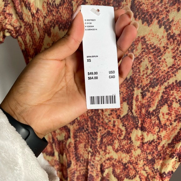 Mesh Dress - Picture 2 of 4